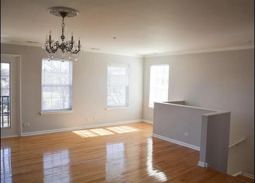 893 Enfield Drive Property Photo 3