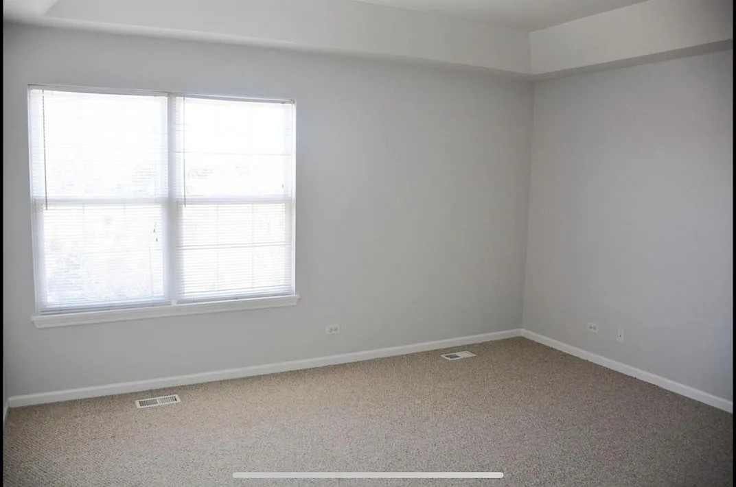 893 Enfield Drive Property Photo 11