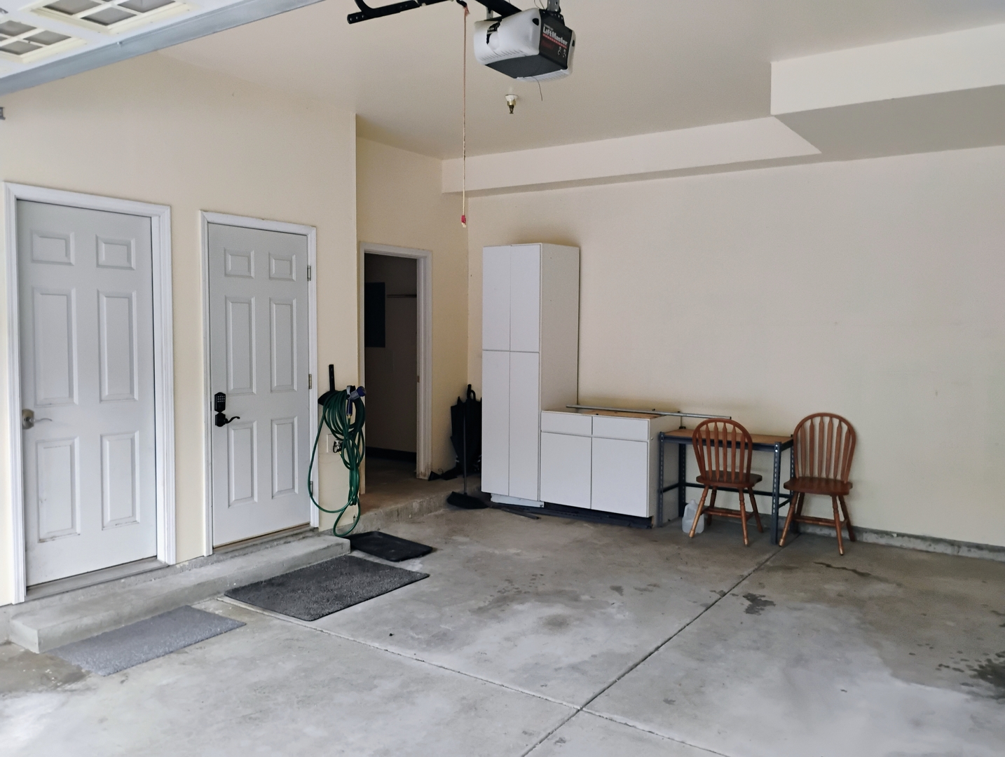 893 Enfield Drive Property Photo 22