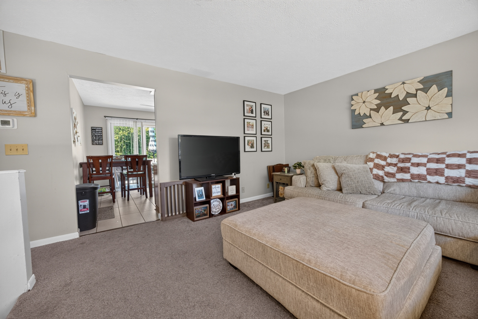 1224 N Hershey Road Property Photo 6