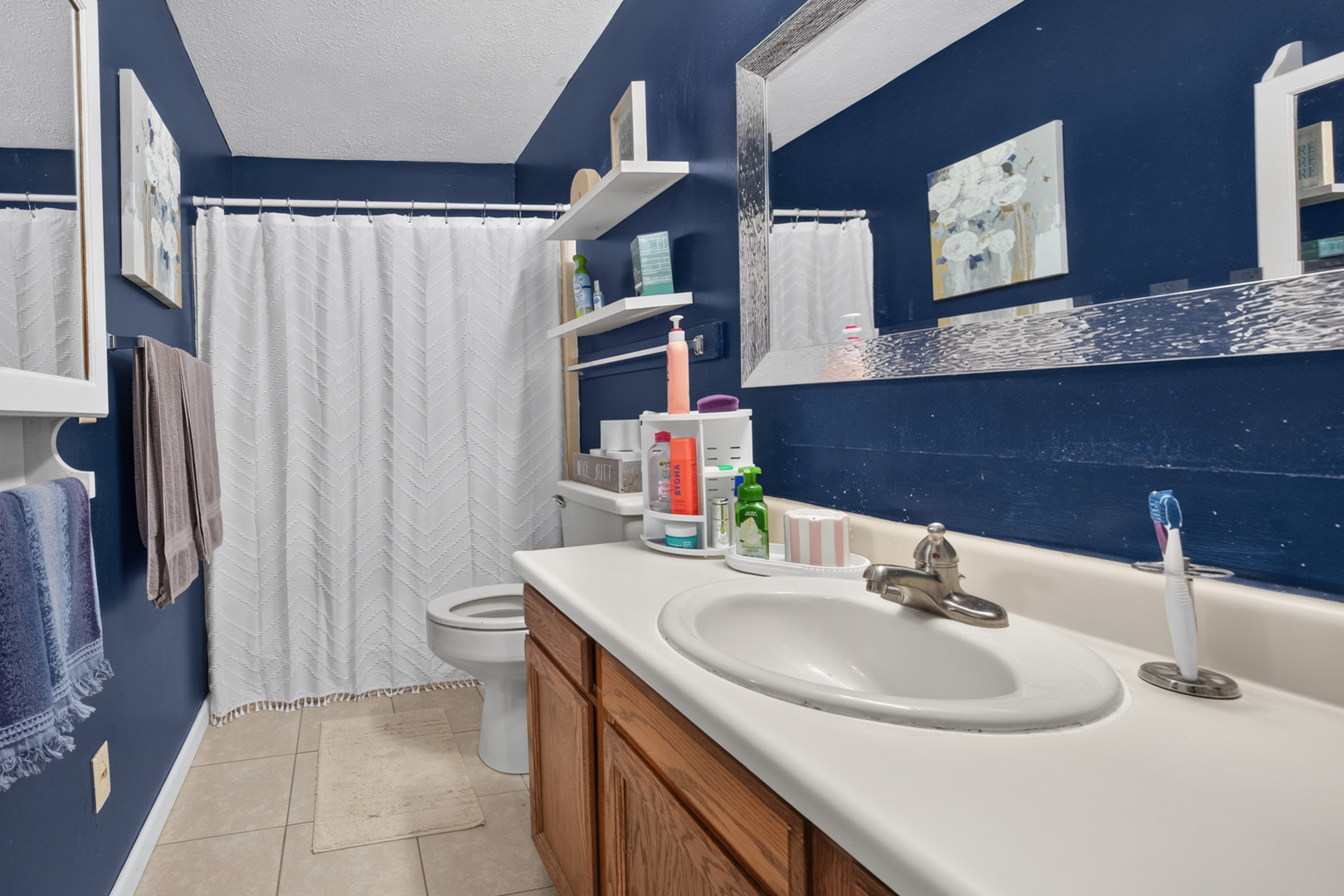 1224 N Hershey Road Property Photo 11