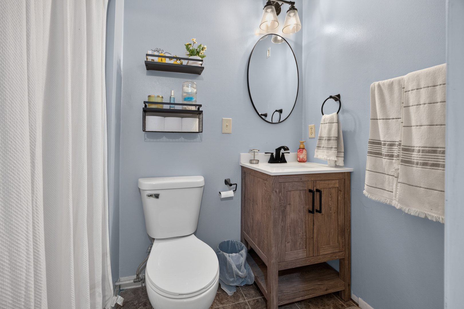 1224 N Hershey Road Property Photo 23
