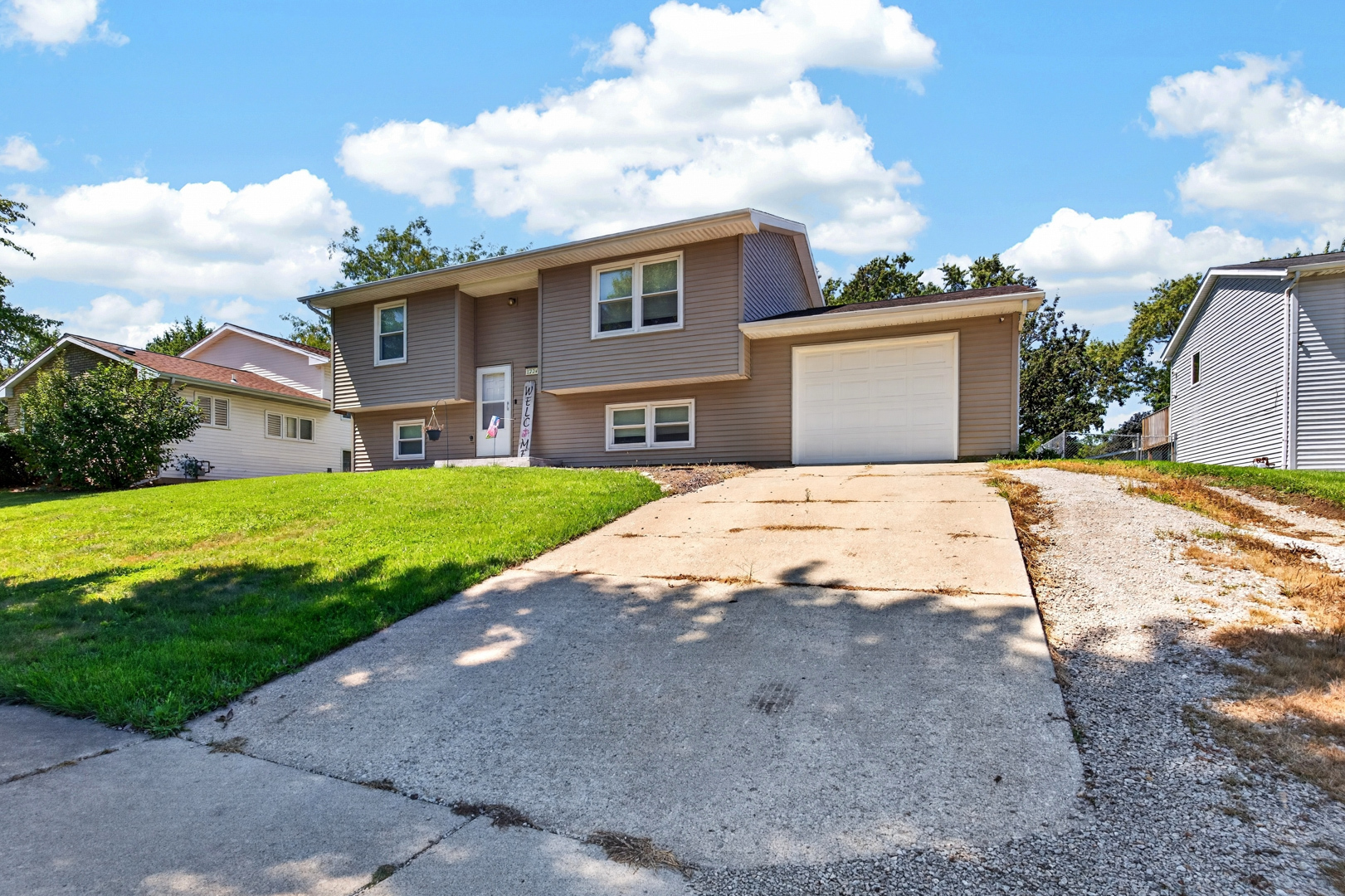 1224 N Hershey Road Property Photo 35