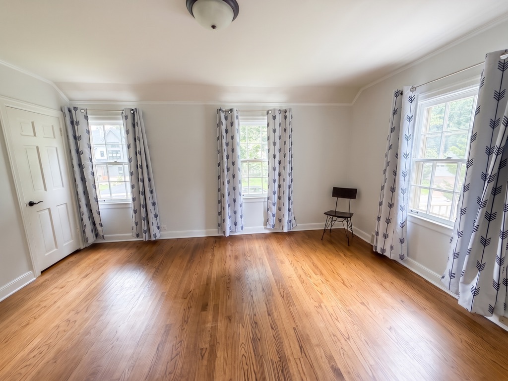 2929 Indianwood Road Property Photo 19
