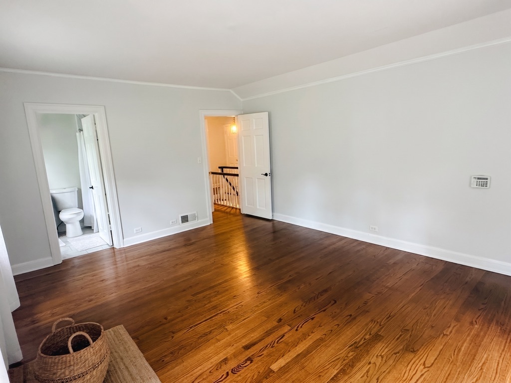 2929 Indianwood Road Property Photo 23
