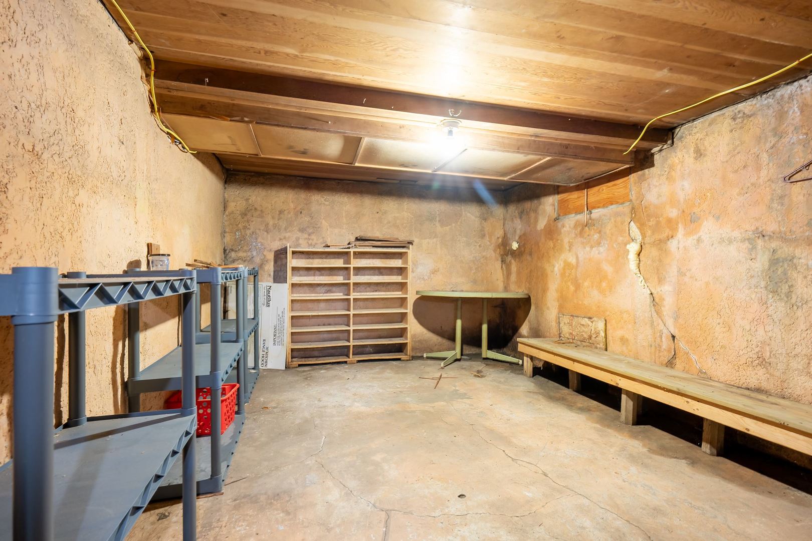 200 E Scott Street Property Photo 26