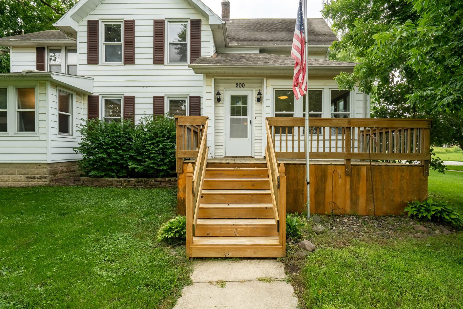200 E Scott Street Property Photo 35