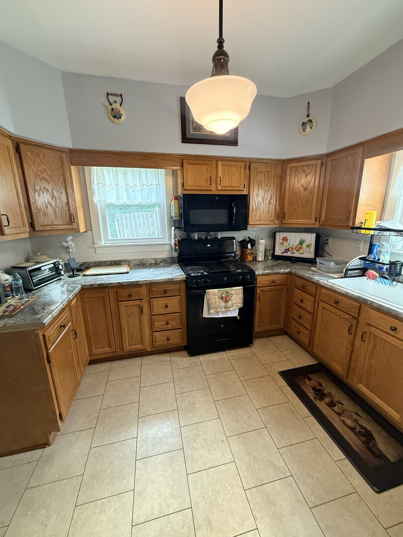 4316 9th Avenue Property Photo 3