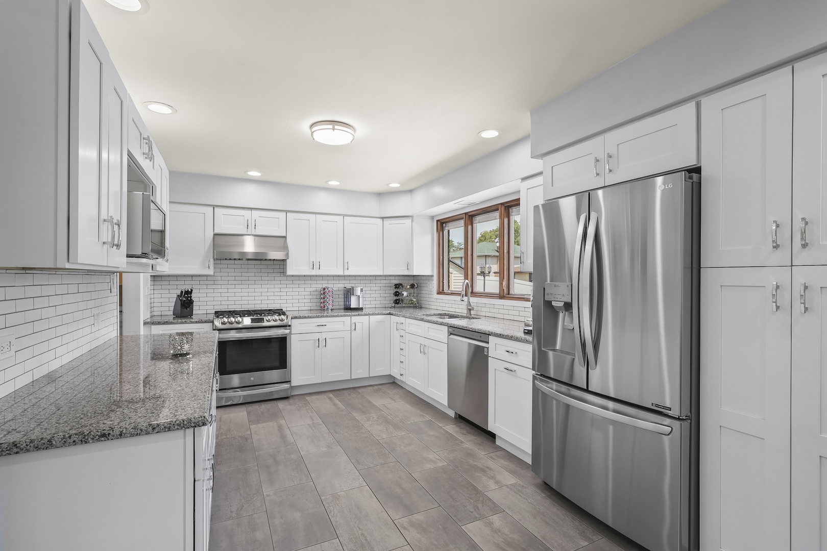 1229 Anvil Court Property Photo 11