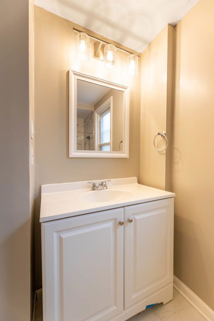 38 N Rebecca Street Property Photo 14