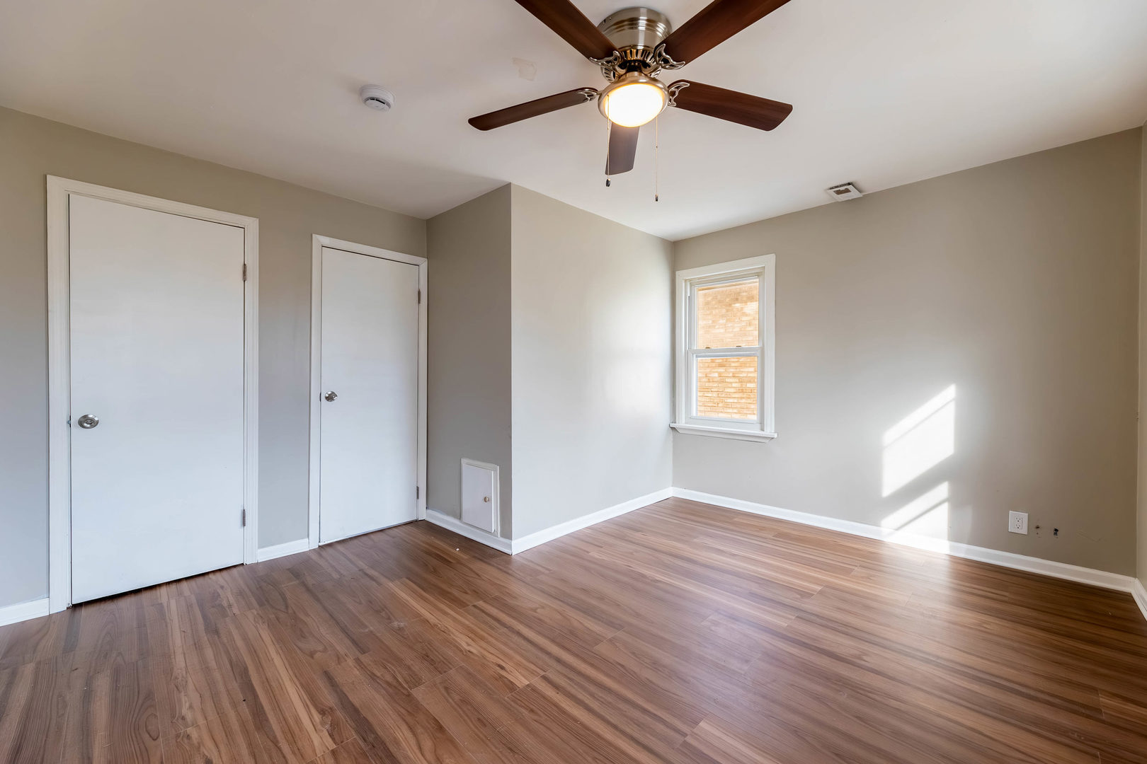 38 N Rebecca Street Property Photo 16