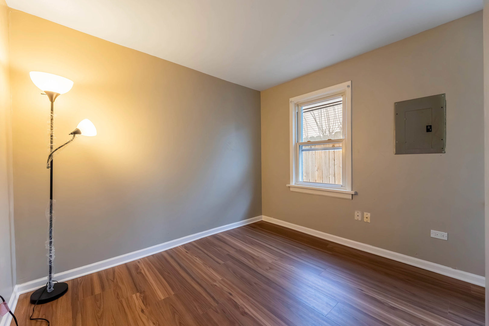 38 N Rebecca Street Property Photo 22
