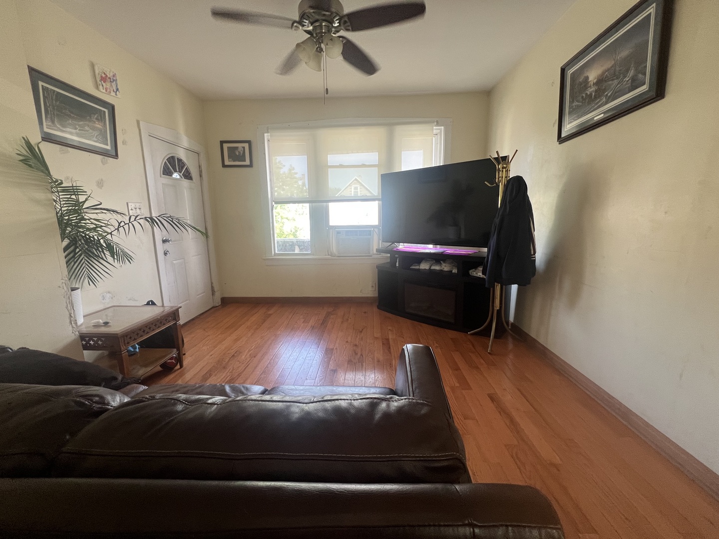 1528 S 50th Avenue Property Photo 4