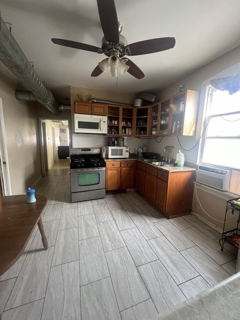 1528 S 50th Avenue Property Photo 13