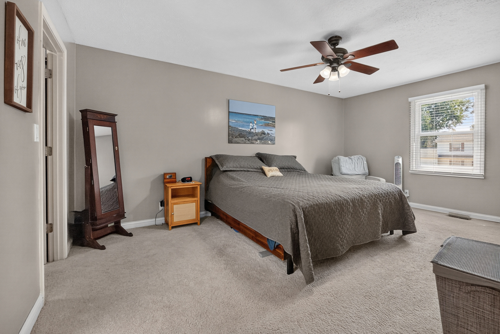2704 Clearwater Avenue Property Photo 25