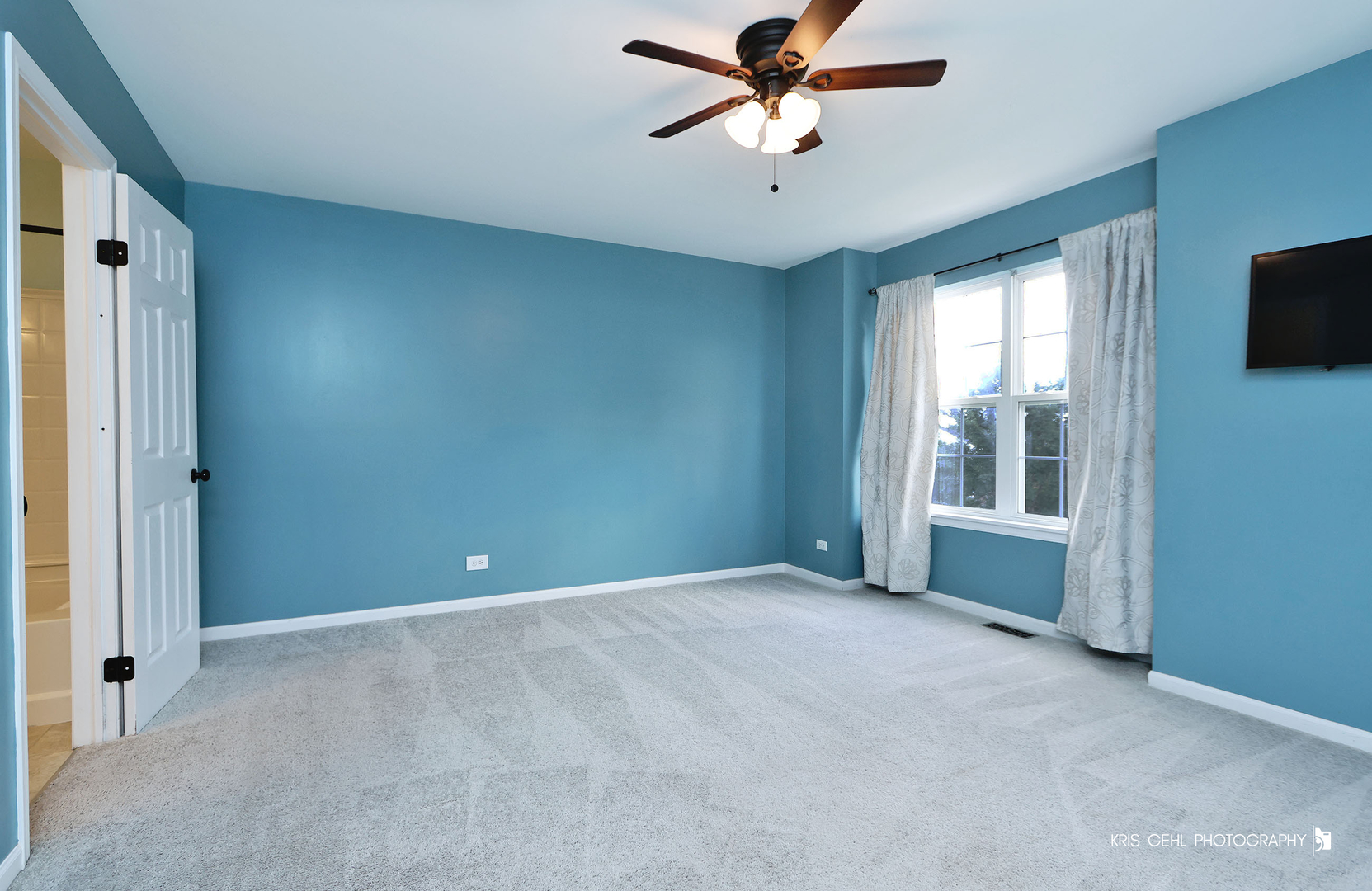 1225 Driftwood Lane Property Photo 12