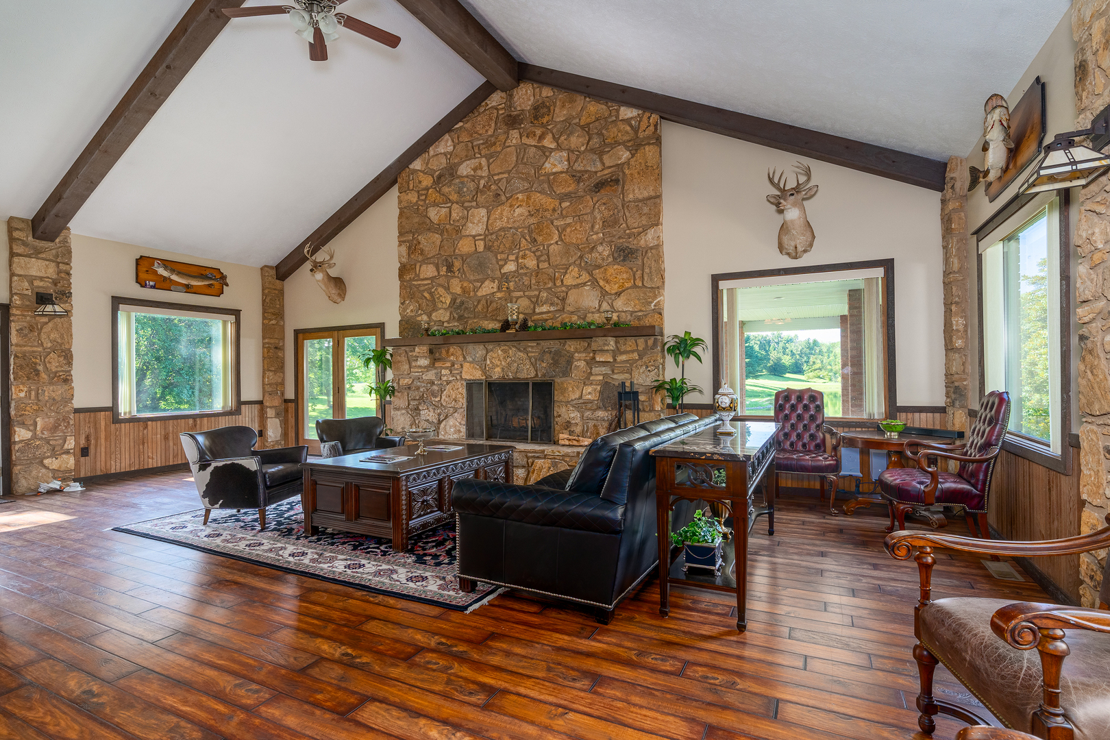 208 Silver Bullet Drive Property Photo 6