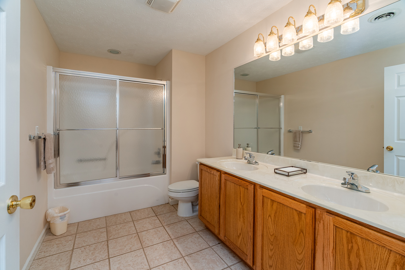 208 Silver Bullet Drive Property Photo 25