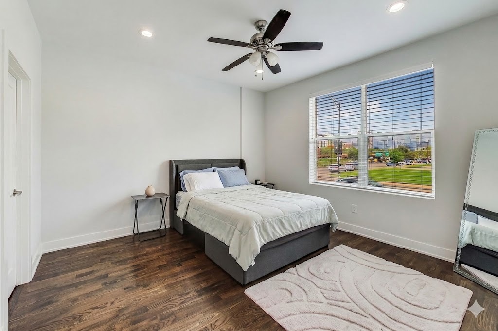 504 S Oakley Boulevard Property Photo 14