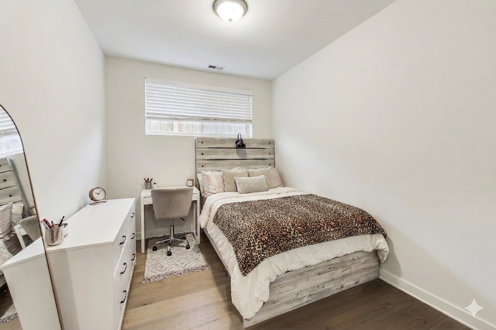 504 S Oakley Boulevard Property Photo 20