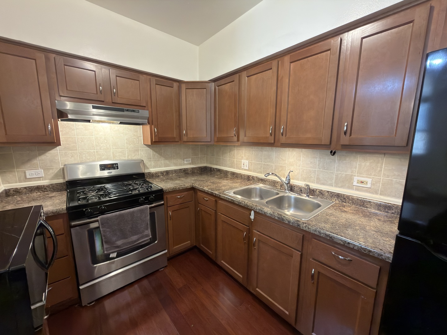 12738696 Property Photo 9