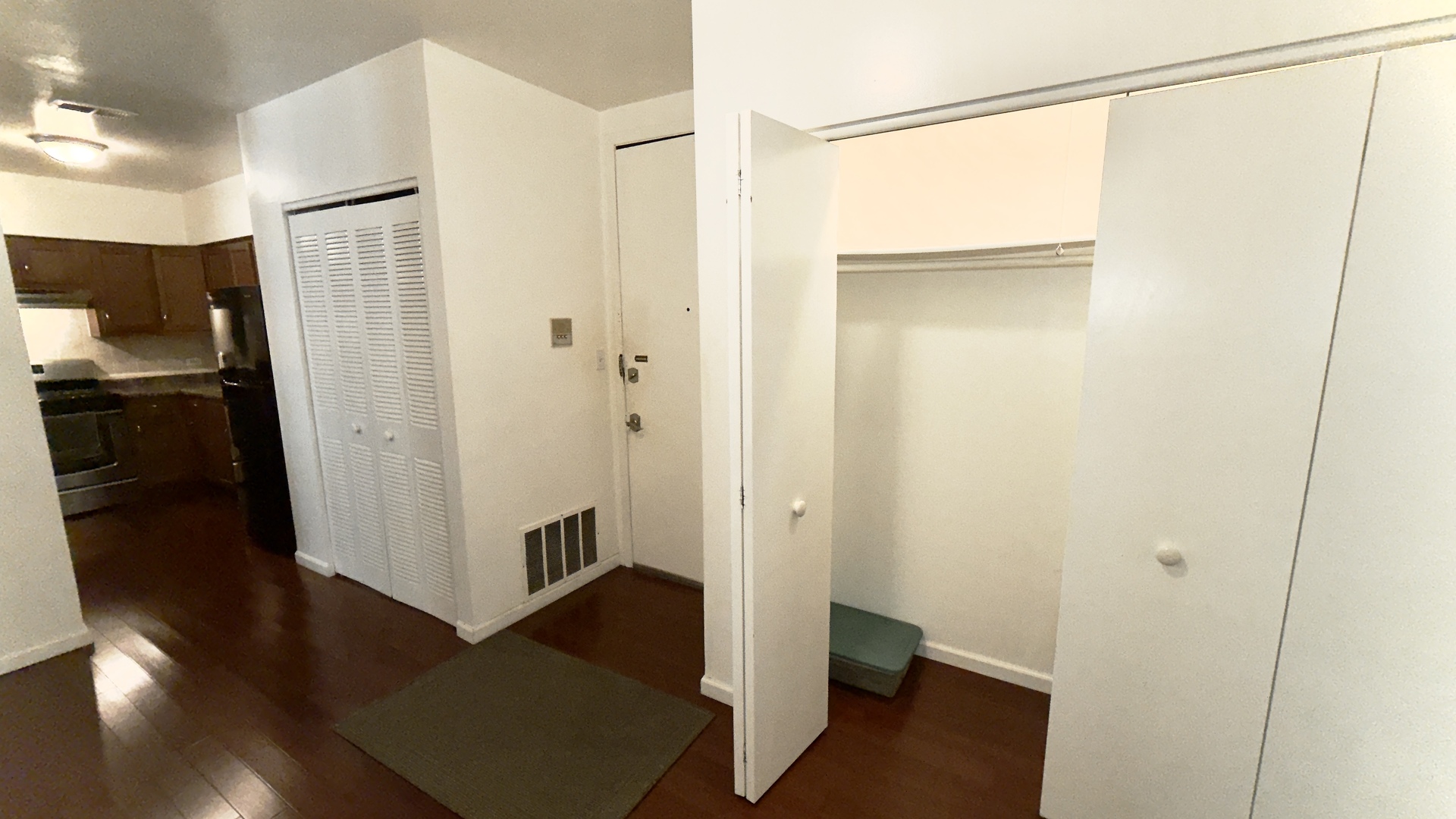 12738696 Property Photo 10