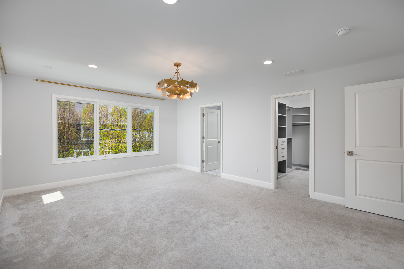 1321 N Webster Street Property Photo 28