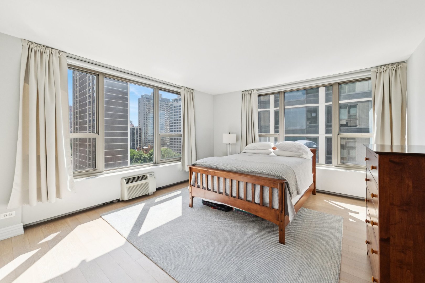 1550 N Lake Shore Drive 11g Property Photo 17