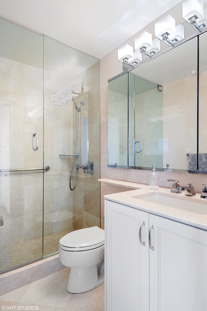 1550 N Lake Shore Drive 11g Property Photo 20