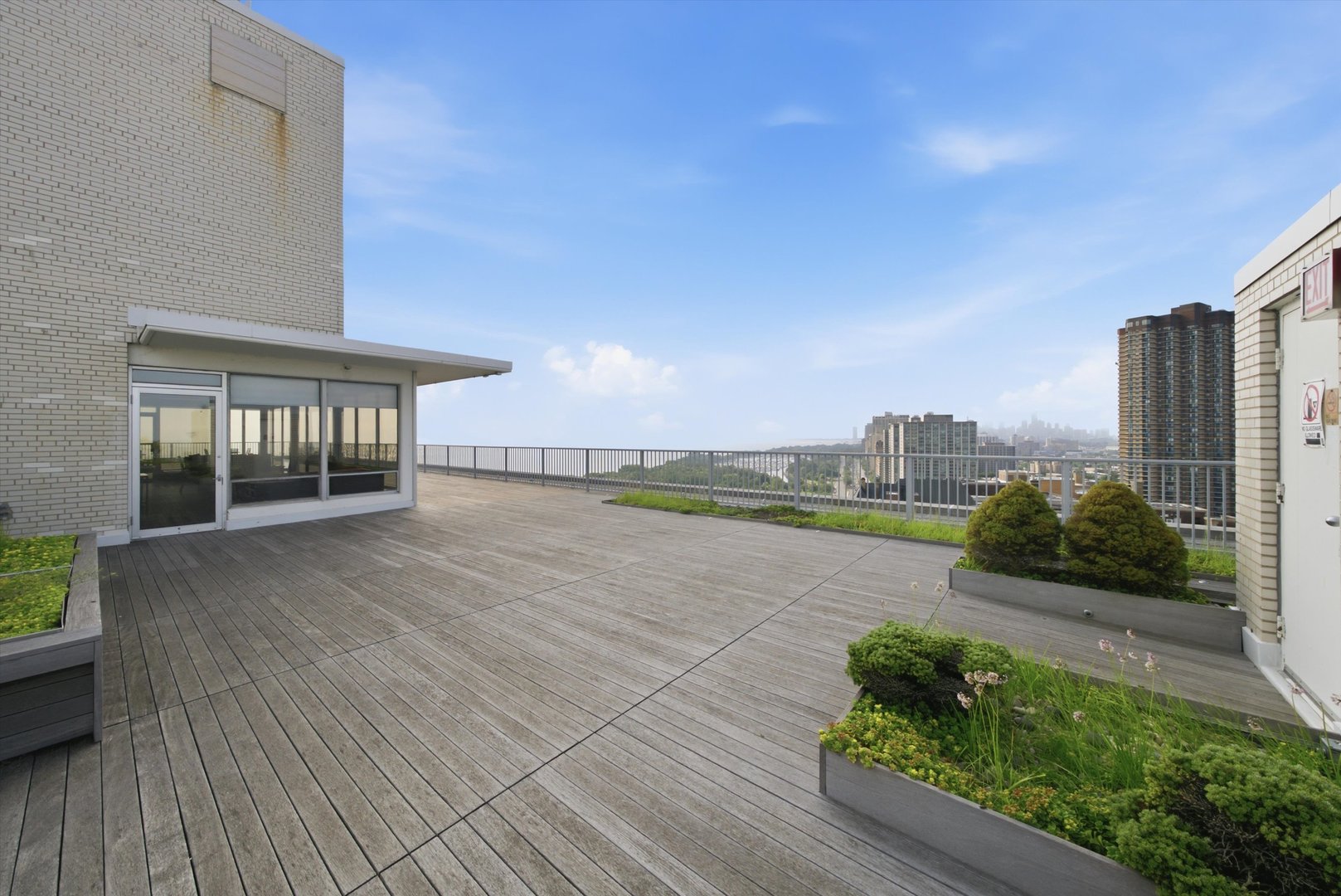 3900 N Lake Shore Drive 4b Property Photo 19
