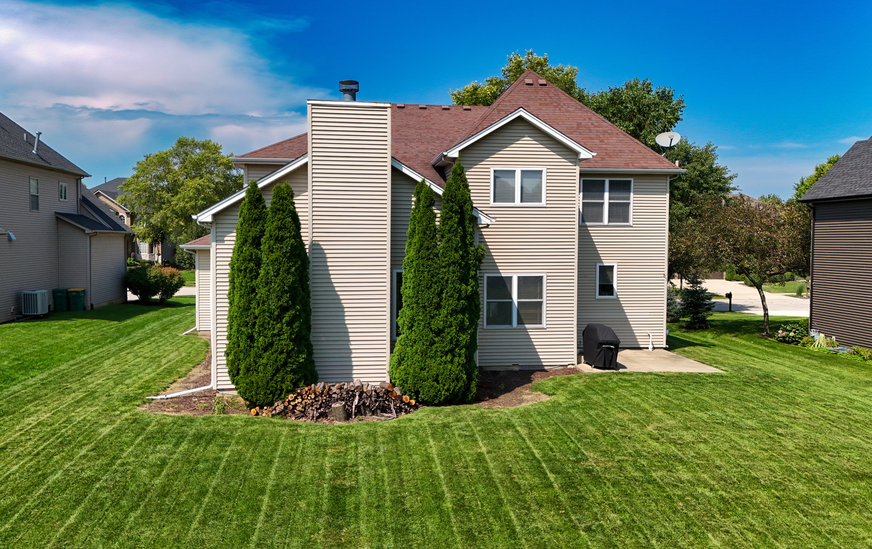 25821 Pastoral Drive Property Photo 4