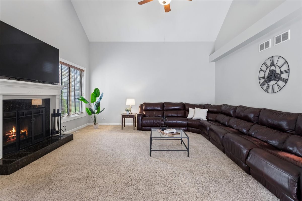 25821 Pastoral Drive Property Photo 16