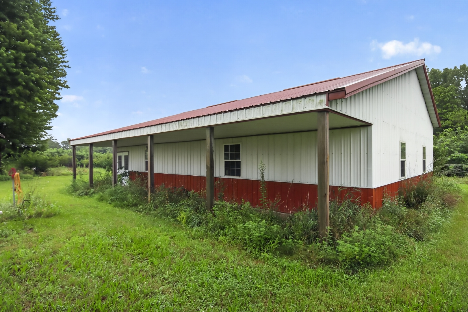 22305 N Blue Ridge Road Property Photo 4