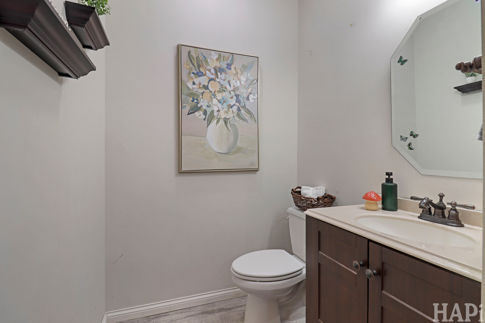 567 Shakespeare Drive Property Photo 7
