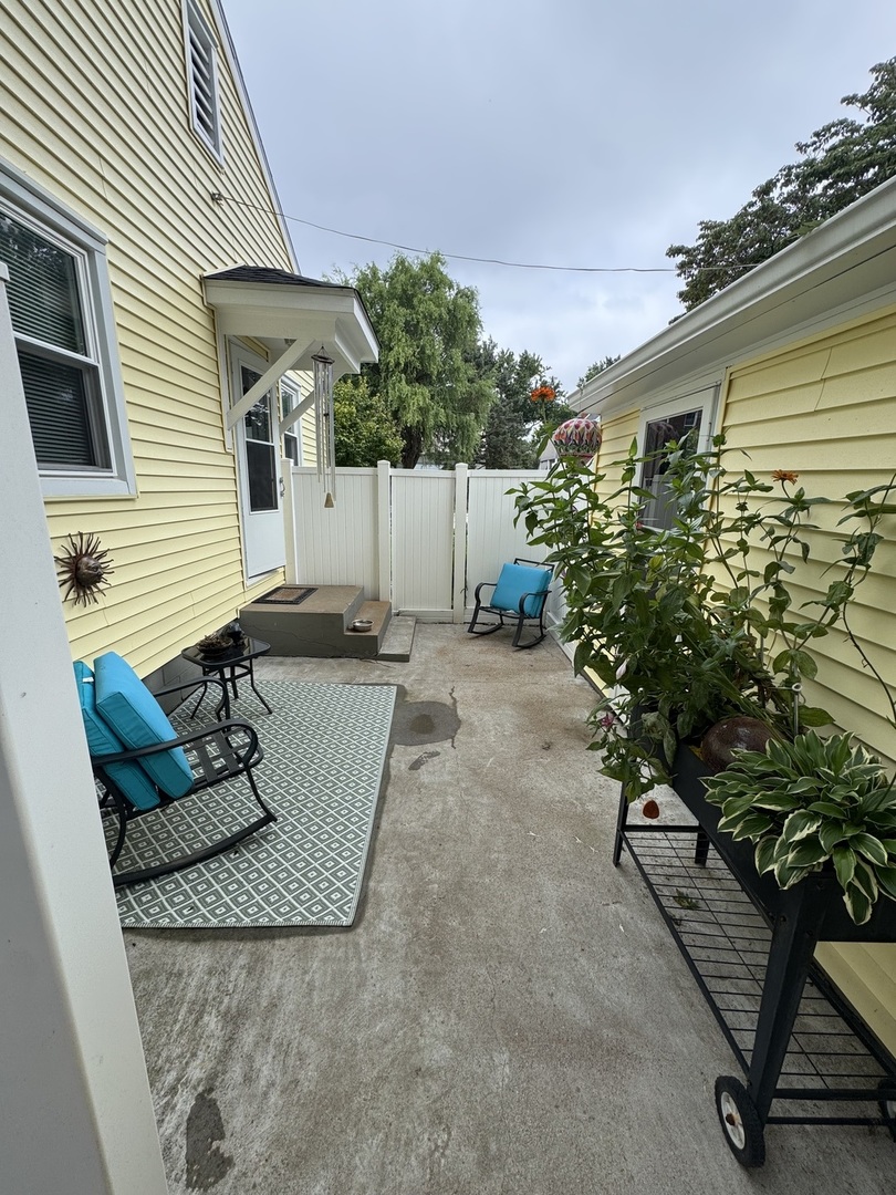 1000 Ohio Street Property Photo 10