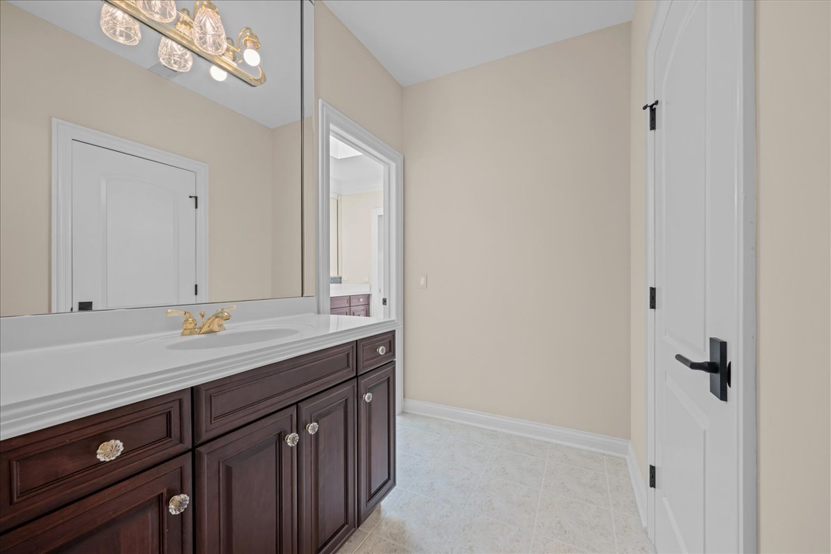 36w555 Stoneleat Road Property Photo 42