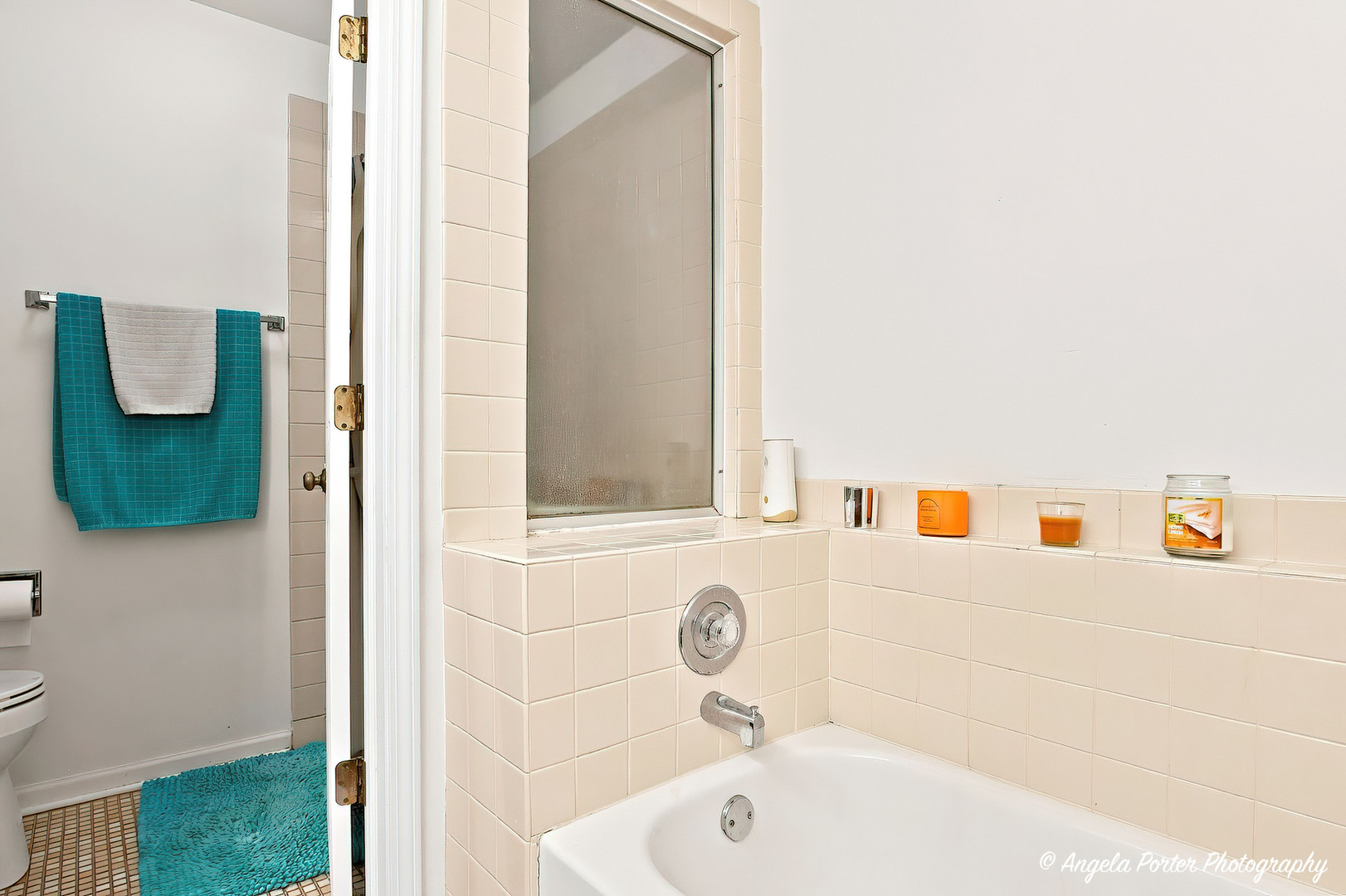 1940 Honey Locust Drive Property Photo 16