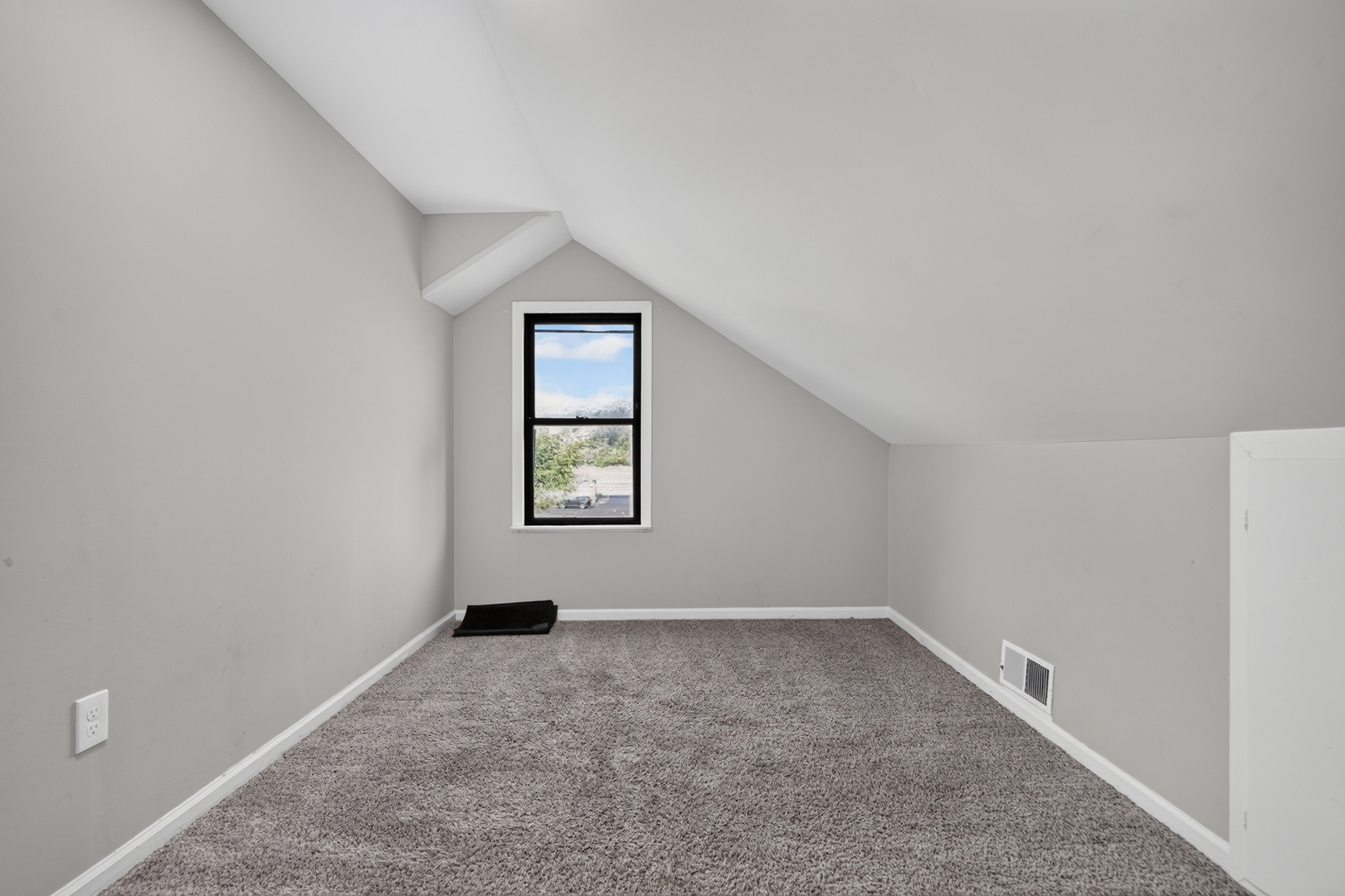 7945 W 91st Street Property Photo 15