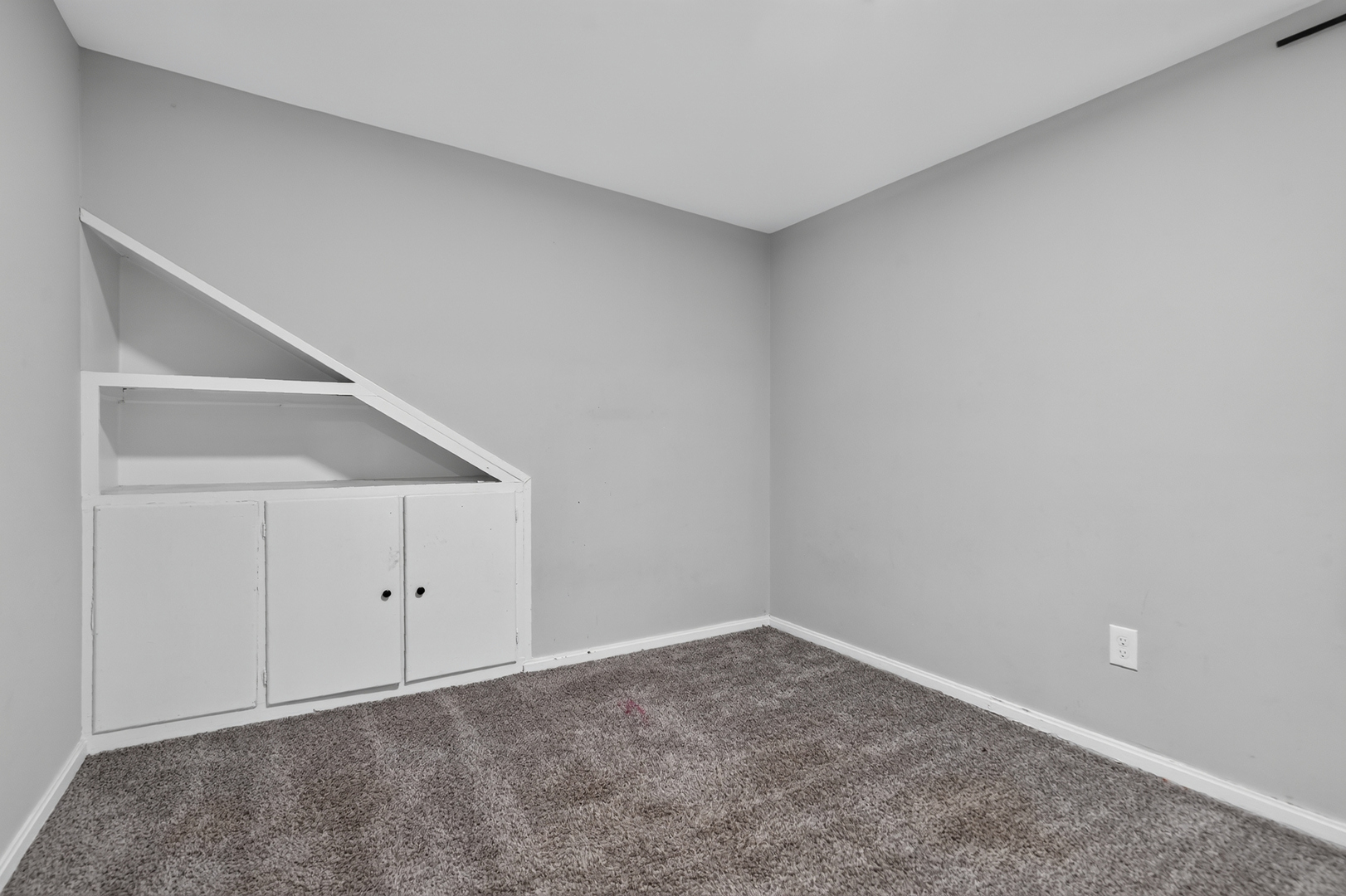 7945 W 91st Street Property Photo 23