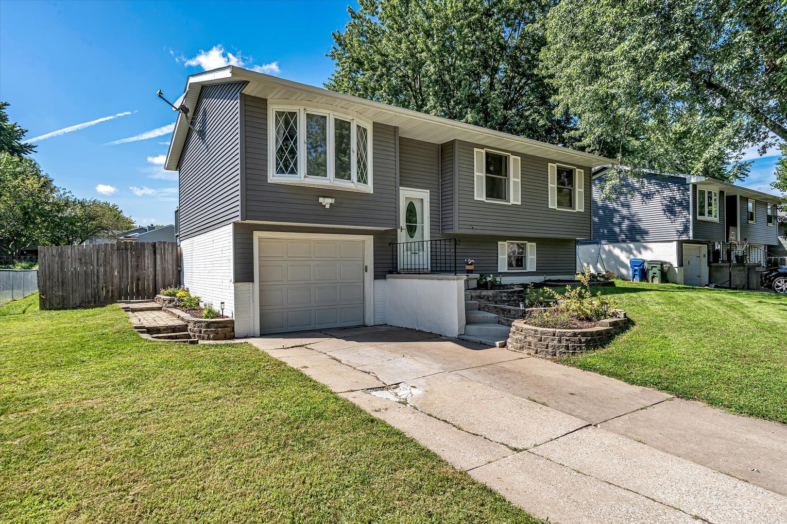 4718 N Sturdevant Street Property Photo 2