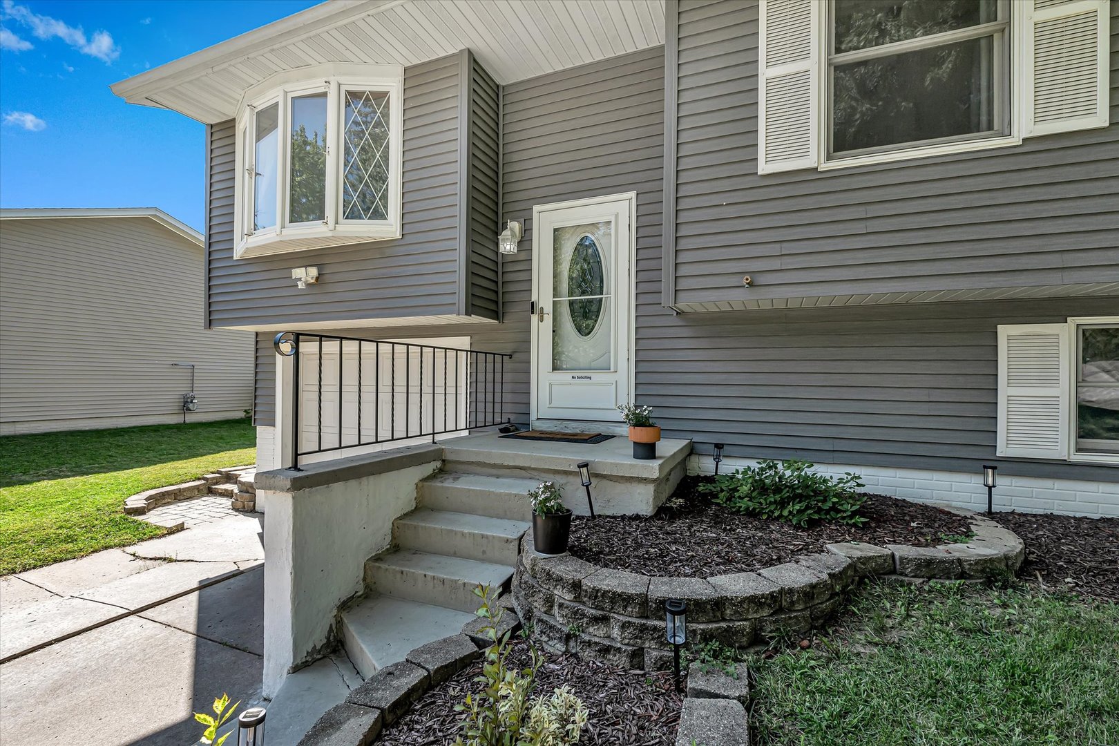4718 N Sturdevant Street Property Photo 5