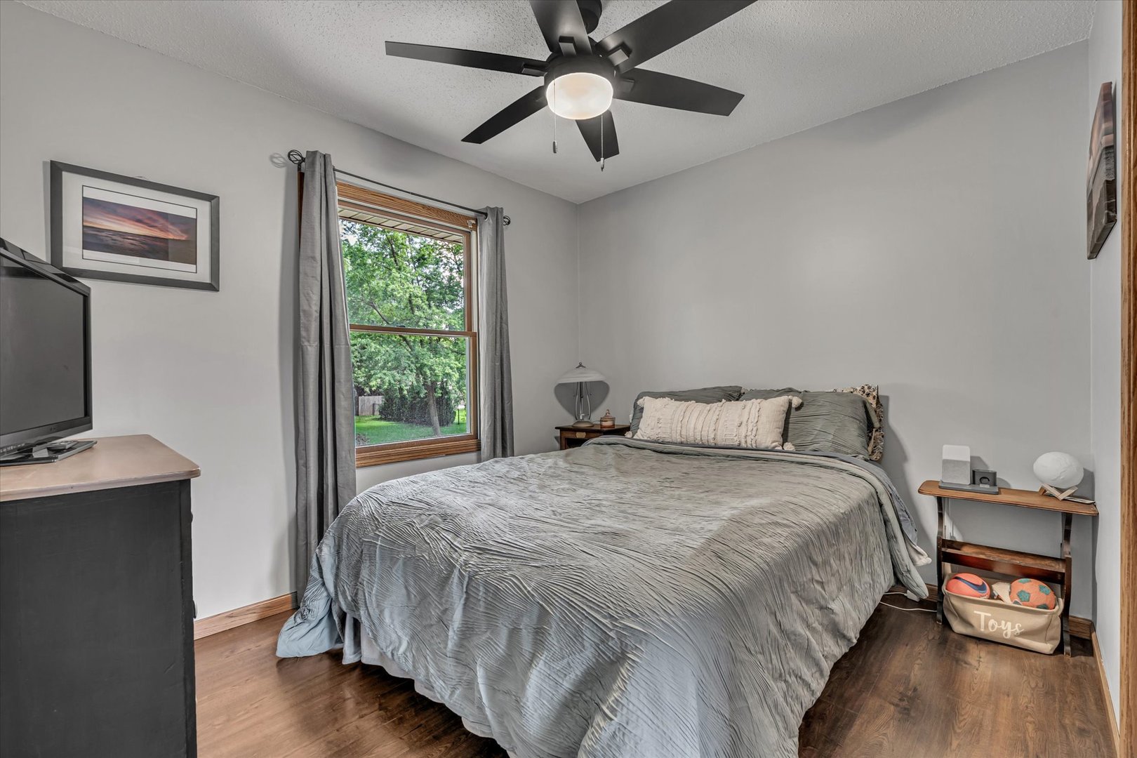 4718 N Sturdevant Street Property Photo 20