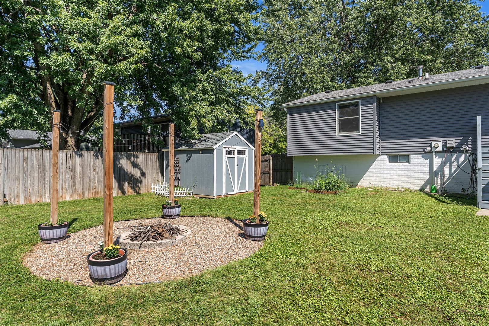 4718 N Sturdevant Street Property Photo 38