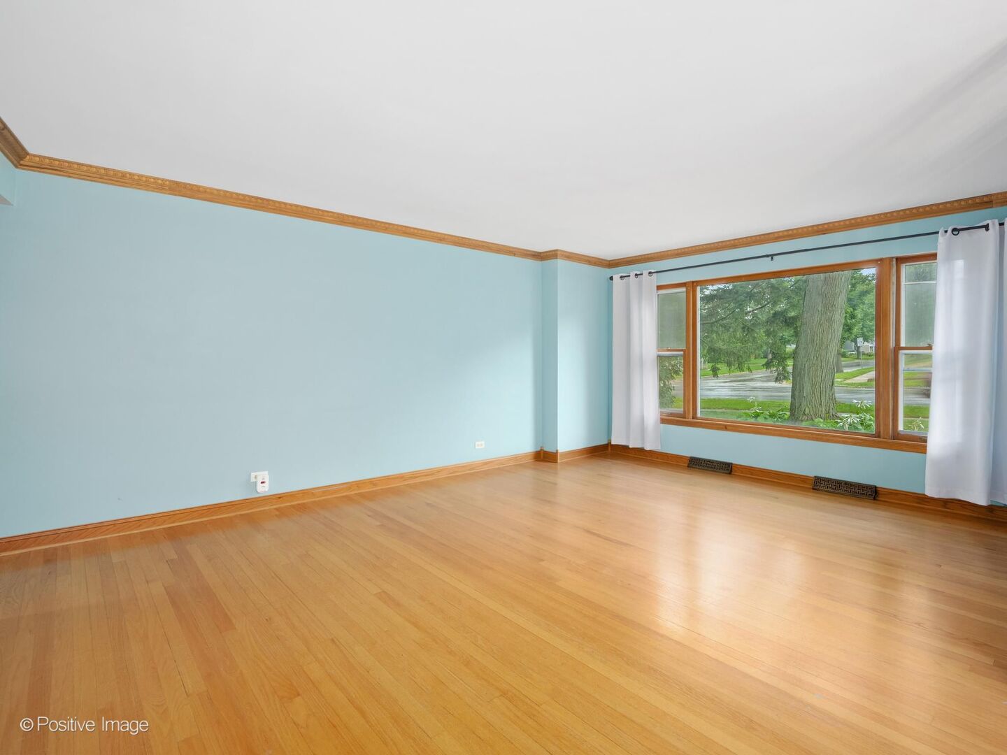 4503 Fairview Avenue Property Photo 7