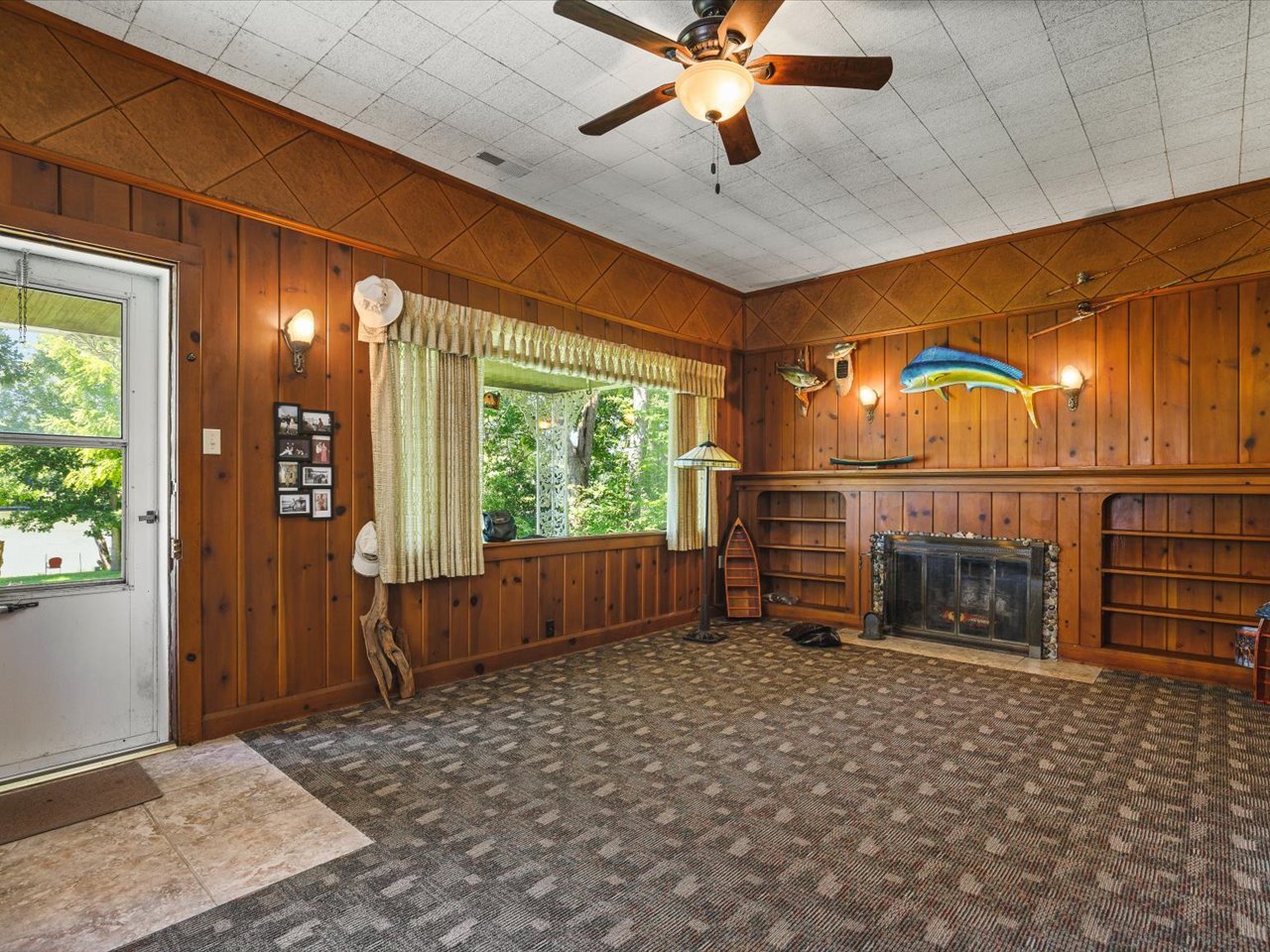 10324 Ventura Boulevard Property Photo 16