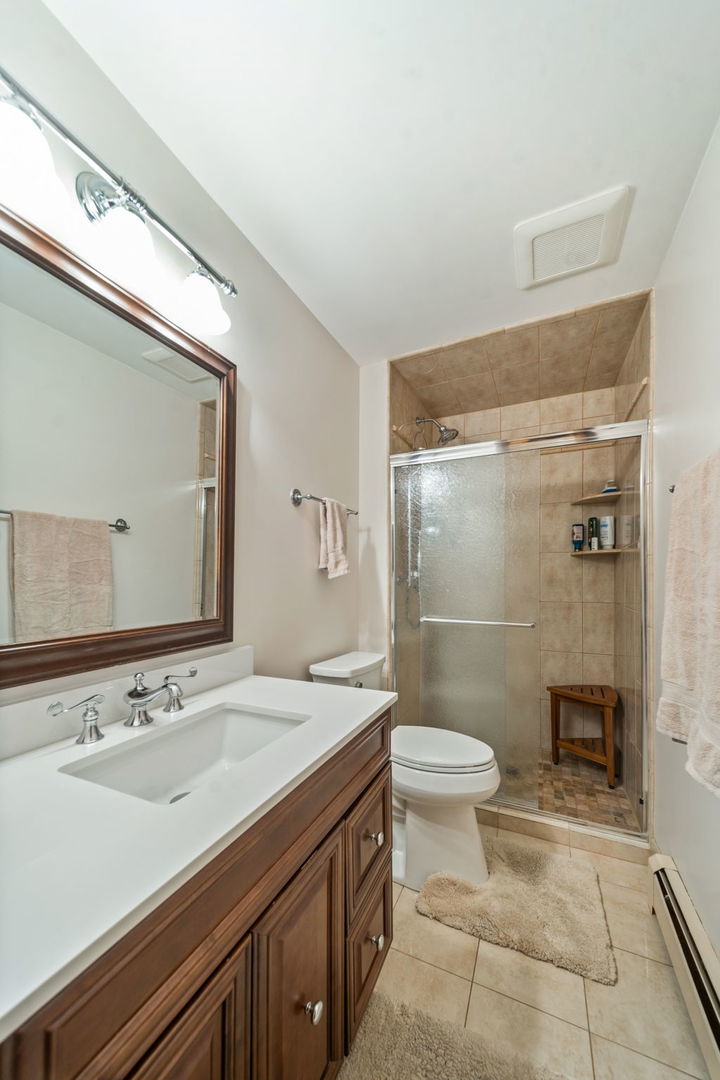 616 W 37th Street Property Photo 24