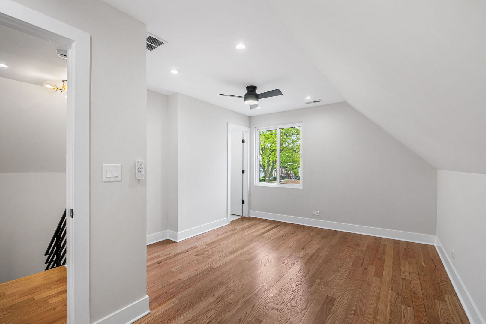 2204 N Kildare Avenue Property Photo 17