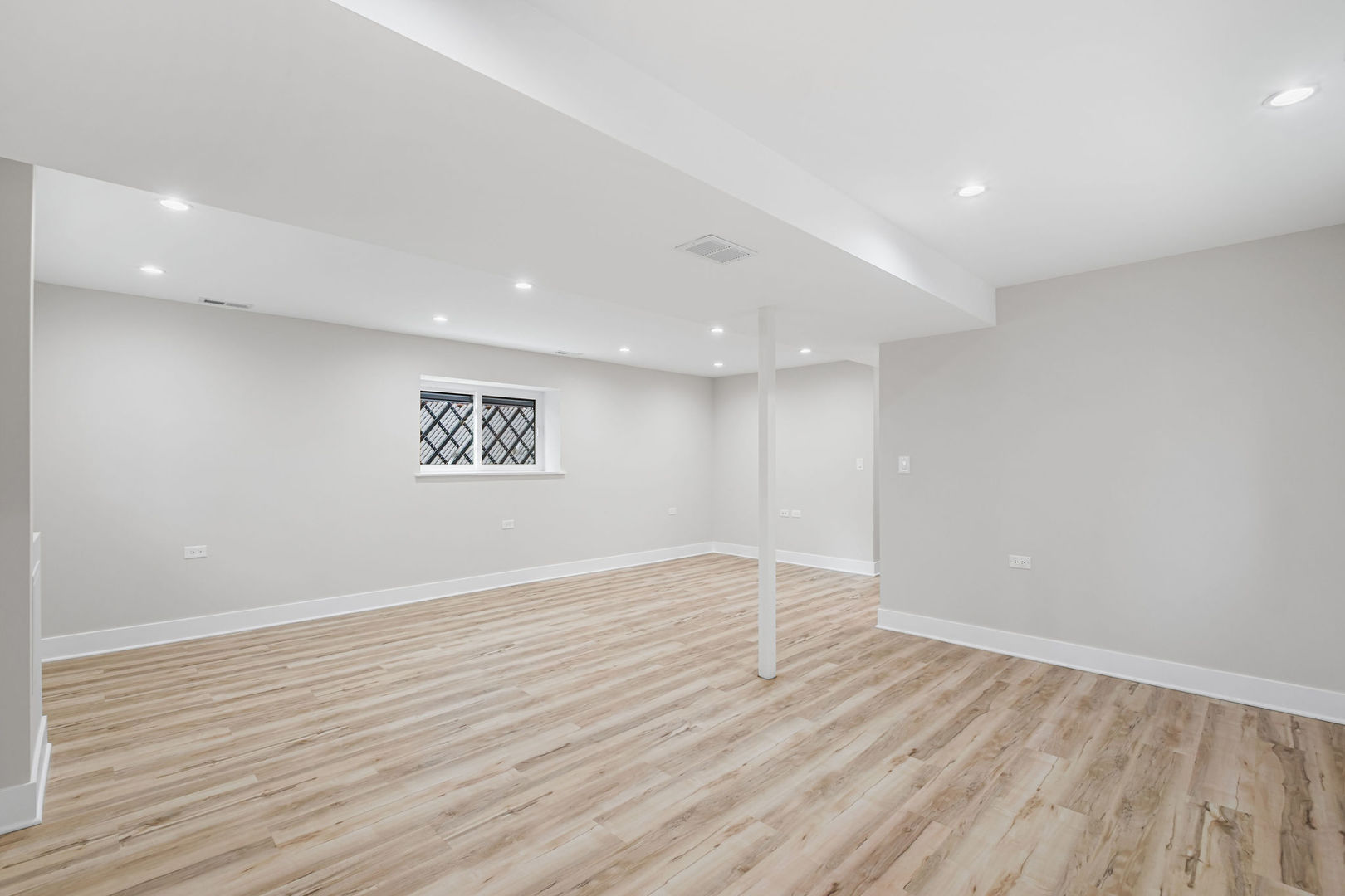 2204 N Kildare Avenue Property Photo 28