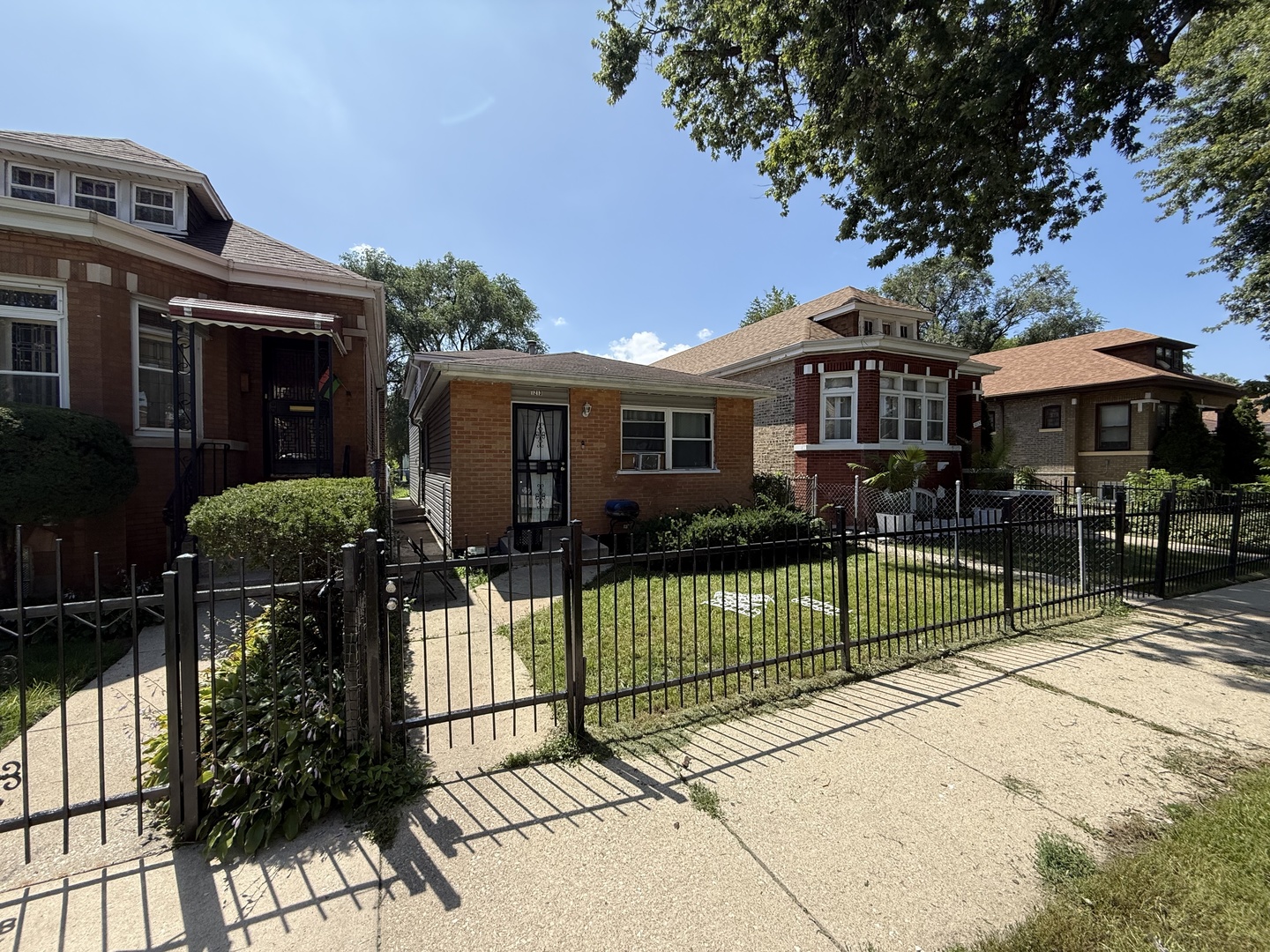 1213 W 96th Street Property Photo 1