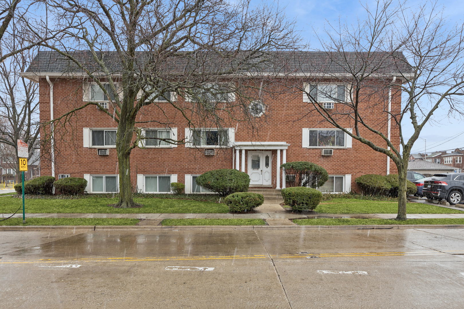 727 S Maple Avenue 100 Property Photo 1